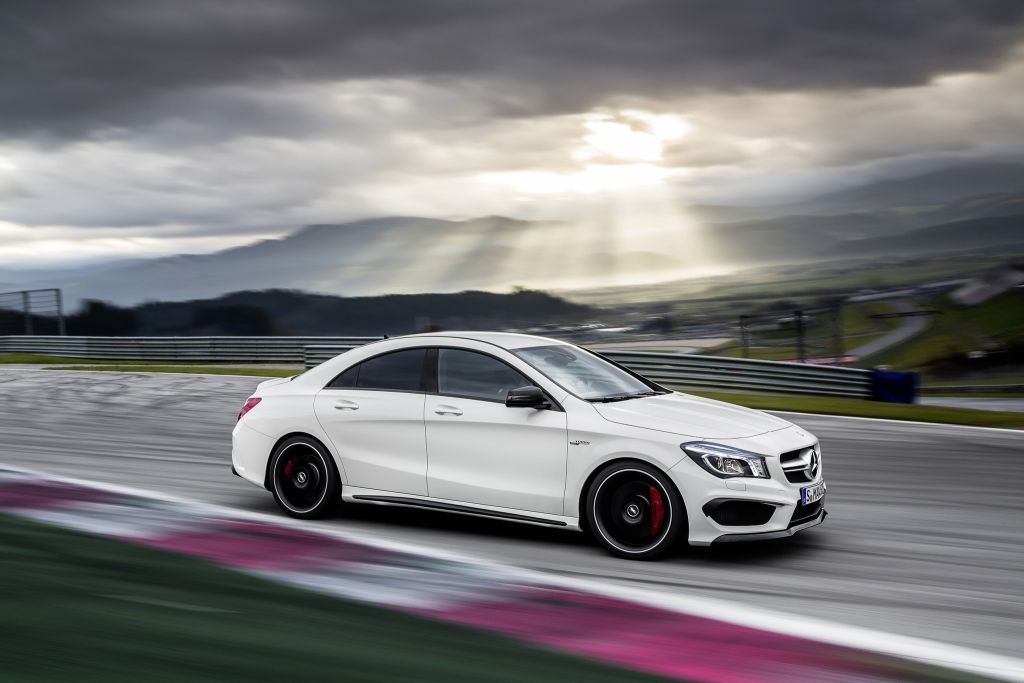 MERCEDES-BENZ CLA 45 AMG 10